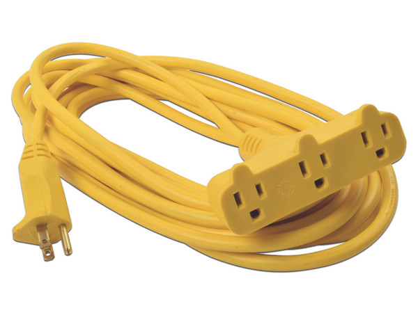 Extensión eléctrica Surtek de uso rudo, NEMA 5-15R, 8m, Color Amarillo.