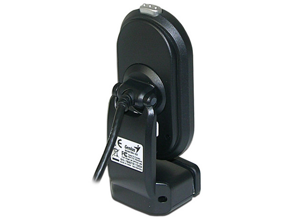 Genius VideoCAM Slim 322, Resolución de 640X480, USB