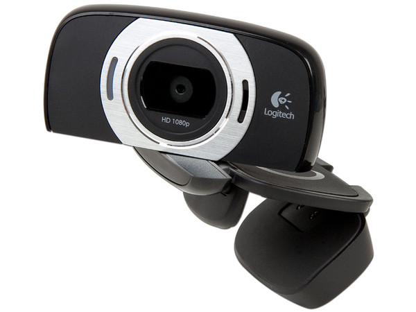 Cámara Web HD Logitech C615, Video Full HD, micrófono integrado, diseño plegable con rotación de 360 grados, USB.