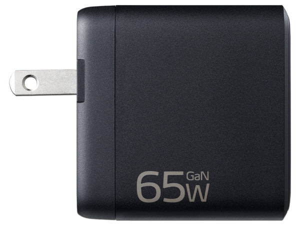 Cargador de pared ADATA Charger U CHARGERU-0653-QCPDBK de 65W con 2 puertos USB tipo C PD 3.0 y 1 puerto USB tipo A QC 3.0. Color Negro.
