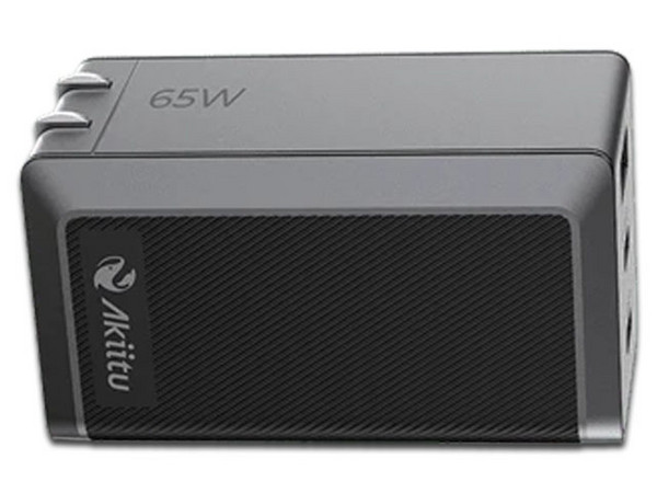 Cargador EZVIZ GaN III AK-PAG65PN-65W, 2 Puertos USB Tipo C, 1 Puerto USB Tipo A. Color Negro.