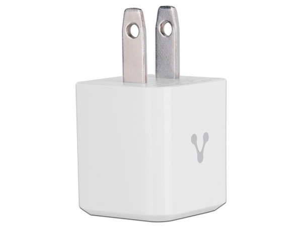 Cargador de pared Vorago AU-250-V2 de 20W con USB tipo C. Color Blanco.