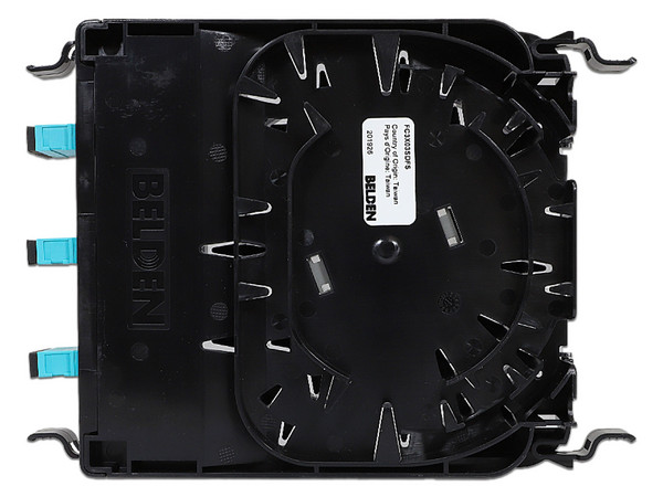 Casete Belden FC3X03SDFS de 6 Hilos Para Fibra Óptica SC Dúplex, Multimodo OM3, (Incluye una charola para montaje).