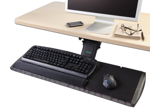Base Ajustable para Soporte de Teclado Kensington K60718USF, para instalación bajo el escritorio, con Sistema SmartFit.