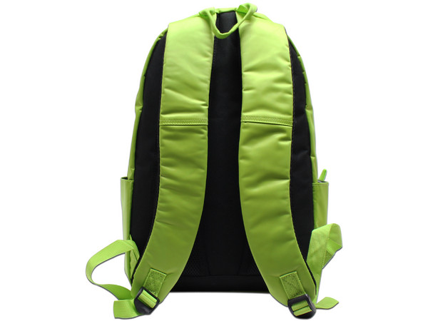Mochila GHIA GM-011V para laptop de hasta 15.6