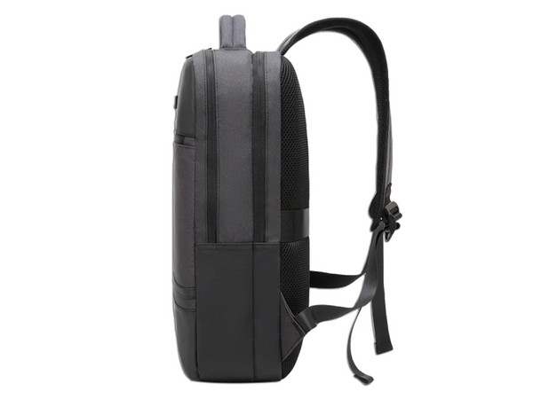 Mochila Ejecutiva Perfect Choice para Laptops de hasta 15.6