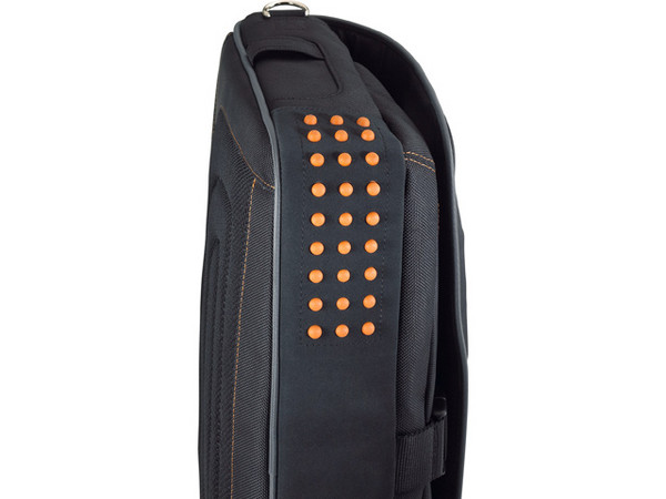 Maletín Targus Urban Messenger para Laptop, 15.4