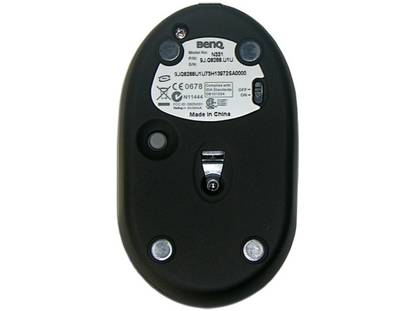 Mini Mouse BenQ M310 Plus Óptico Inalámbrico, USB. Color Negro con Plateado.