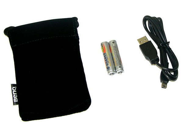 Mini Mouse BenQ M310 Plus Óptico Inalámbrico, USB. Color Negro con Plateado.