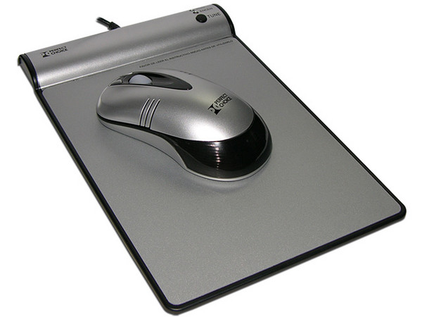 Mouse Perfect Choice Óptico Inalámbrico, No Requiere Baterías, Recibe Energía de un Tapete USB Incluido