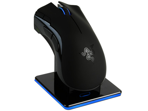 Mouse Gamer Razer Mamba, Láser 5600 dpi con sistema híbrido con cable o sin cable. USB