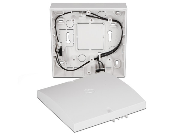 Caja de instalación Jalbatron JA-195PL multipropósito, con un contacto de sabotaje frontal y posterior.