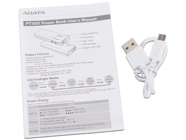 Batería Portátil recargable y linterna LED ADATA PT100 Powerbank de 10000 mAh, Color Azul/Rosa.