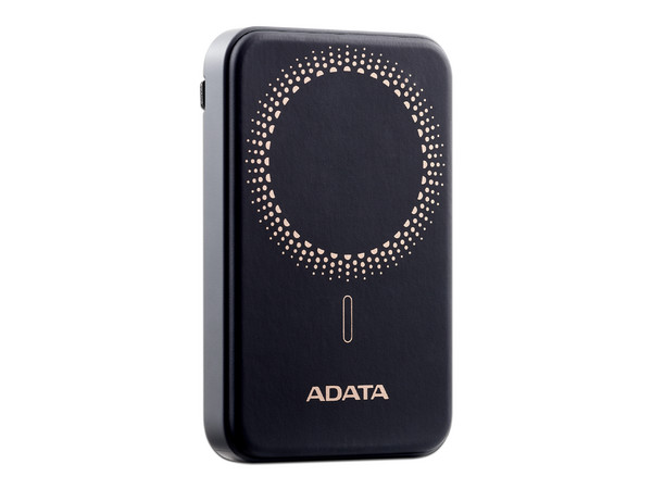 Batería portátil Adata Power Bank R050 con carga inalámbrica, capacidad de 5,000 mAh. Color Negro.