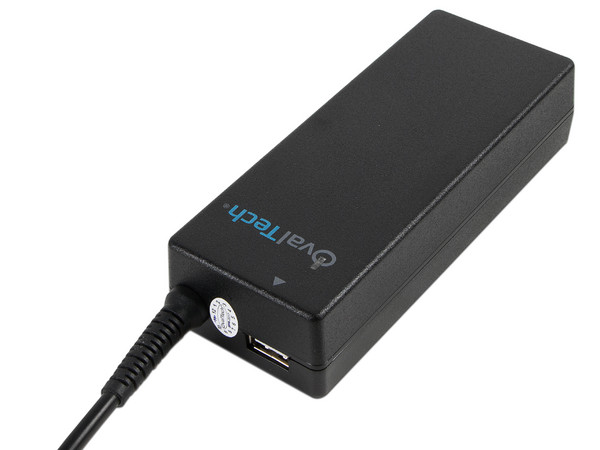 Adaptador de corriente OvalTech OTAC-E76 para HP de 19.5V/4.62A con puerto USB para carga.