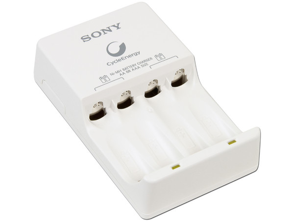 Cargador de Baterías AA y AAA Sony CycleEnergy incluye 4 baterías.