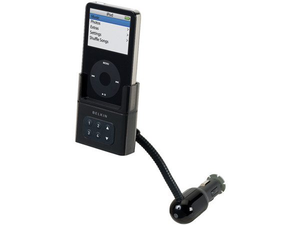 TuneBase FM Belkin Transmisor Digital FM para Auto (compatible con iPod). Color Negro