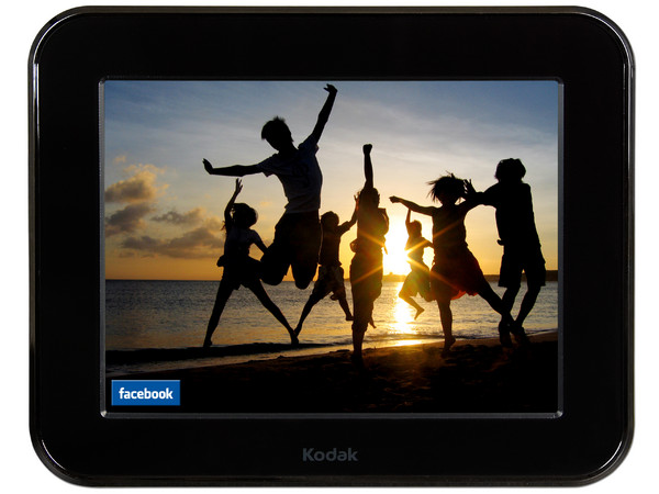 Portarretrato Digital Kodak Pulse Wi-Fi y Touchscreen. Lleva las fotos de Facebook al mundo real