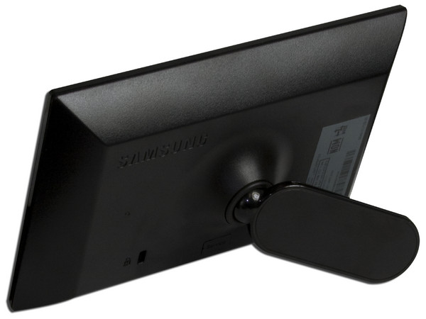 Monitor Secundario LCD Samsung  U70 Widescreen 7