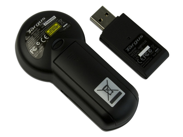 Presentador inalámbrico Targus puntero láser con funciones de control de presentaciones y multimedia.