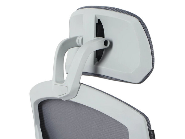 Silla Gamer Balam Rush Bolt Nou W, Descansa brazos, Altura Ajustable, Soporta hasta 130kg, Color Blanco.