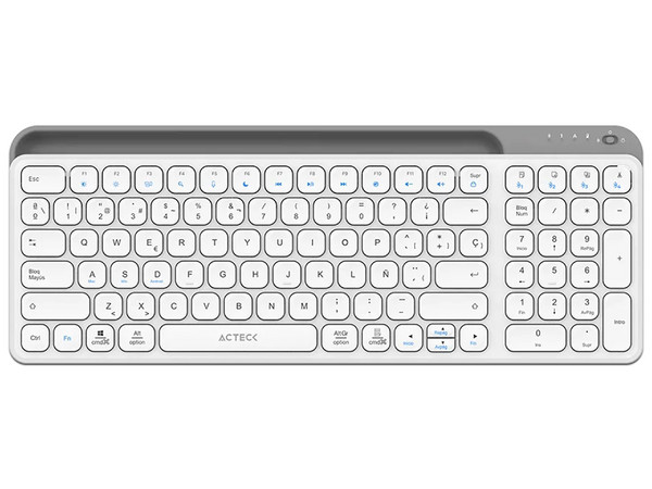 Teclado Acteck alámbrico con conexión USB, diseño ergonómico, teclas silenciosas.