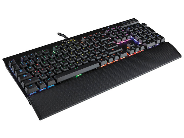 Teclado Gamer Mecánico Corsair Gaming K70 RGB, USB, (Versión en Español).