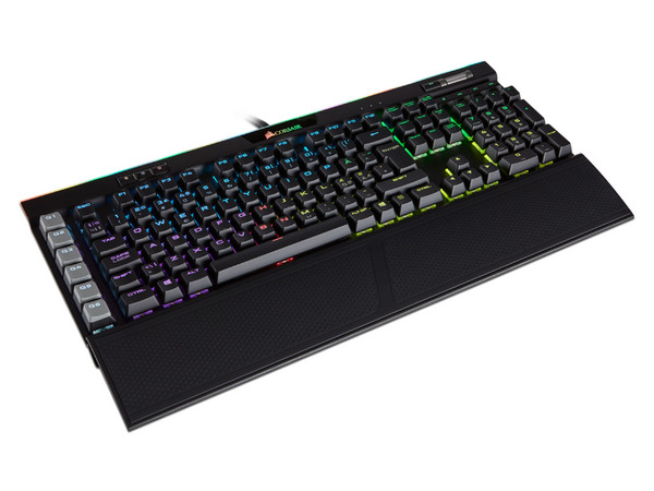 K95 RGB PLATINO, Teclado mecánico para juegos, 
CHERRY MX Marrón Negro (Reacondicionado)