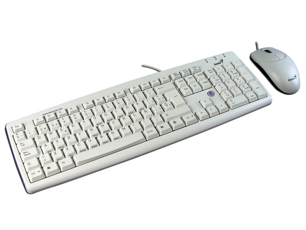 Teclado y Mouse Genius, Español, PS/2. Color Gris