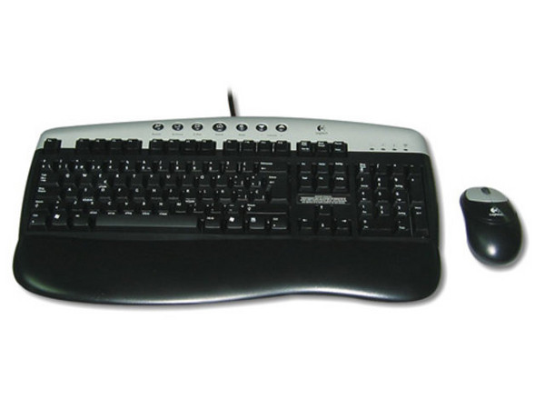 Teclado y Mouse Logitech Premium Desktop Optical