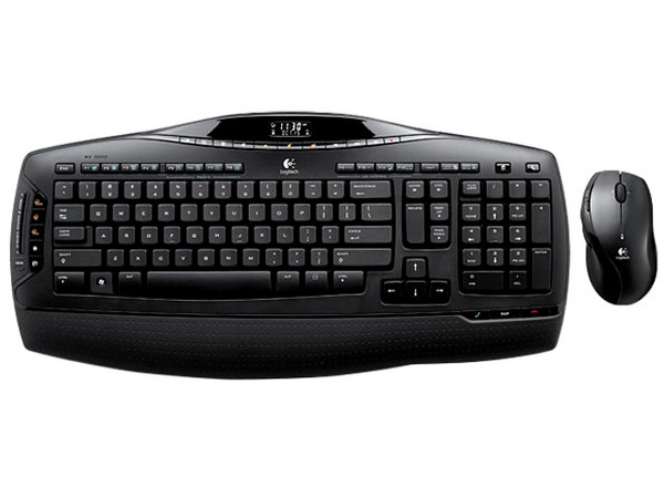 Teclado y Mouse Inalámbricos Logitech Cordless Desktop MX 3200 (versión en inglés)