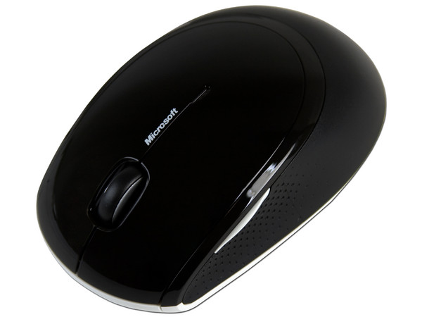 Teclado y Mouse Microsoft Wireless Desktop 3000, BlueTrack, Inalámbrico con teclas silenciosas. Color Negro, USB.