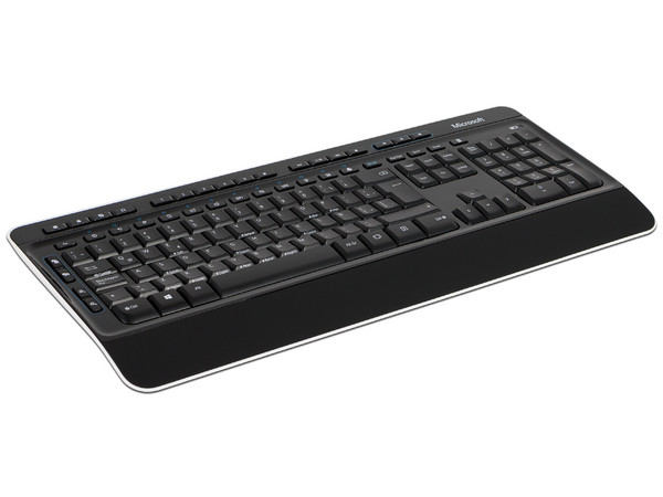 Teclado y Mouse Inalámbricos Microsoft Wireless Desktop 3050, USB, Color Negro.