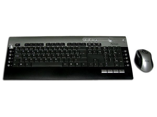 Teclado y Mouse Inalámbrico Recargable Perfectchoice, USB. Color Plateado/Negro