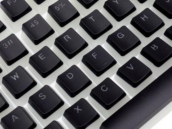 Set de Keycaps Redragon Scarab A130 para Teclado Mecánico, Doble Disparo, Versión en Inglés, Color Negro.