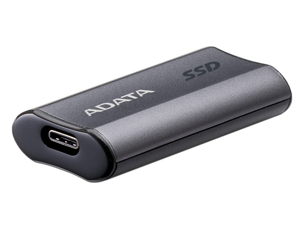 Unidad de Estado Sólido Portátil ADATA SC750 de 1TB, Velocidad de Lectura de 1050MB/s, Velocidad de Escritura de 1000MB/s, USB-C 3.2 Gen 2. Color Gris.