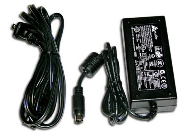 Disco Duro Iomega de 320GB, 7200 RPM, 8 MB,  Triple Interface, Serie Professional Silver. USB 2.0, FireWire 400/800