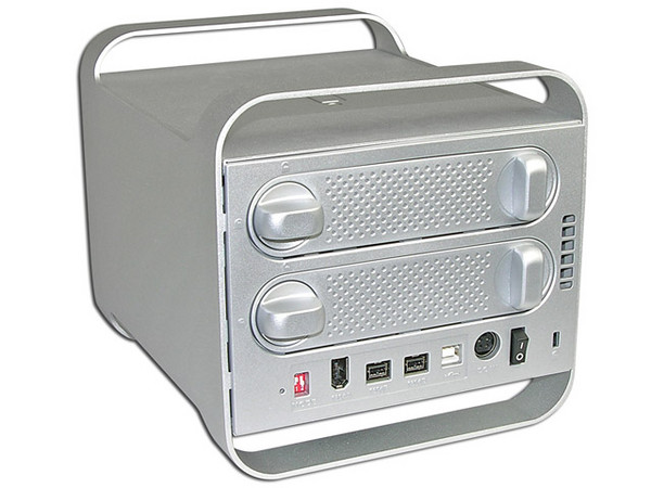 Disco Duro Externo Iomega UltraMax PRO de 1.5 Terabytes, Triple Interfase: USB 2.0, FireWire 400 y FireWire 800.