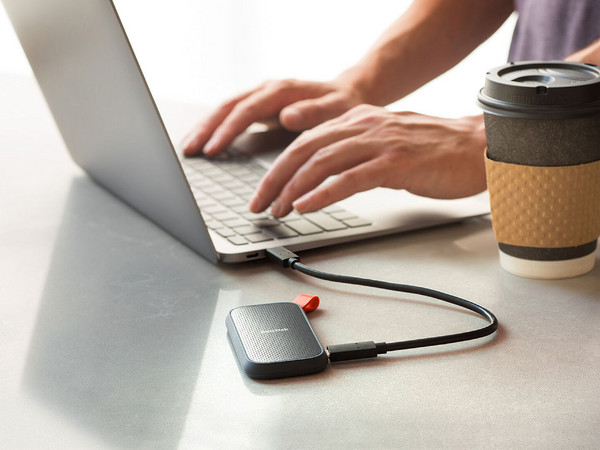 Unidad de Estado Sólido Externo Sandisk Portable de 1TB, USB 3.2.