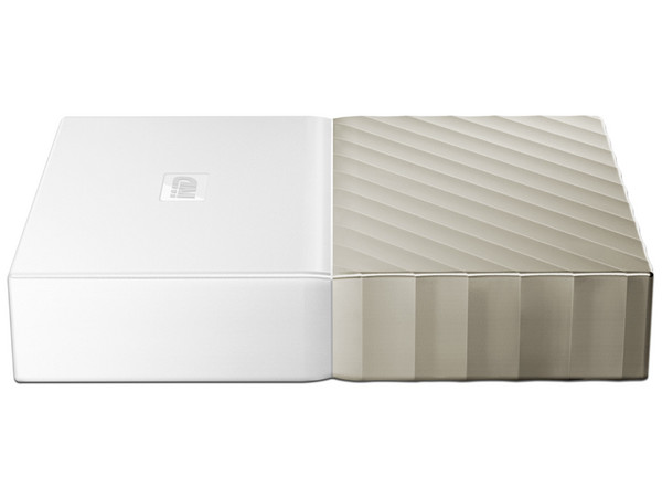 Disco Duro Portátil Western Digital My Passport Ultra de 2 TB, USB 3.0. Color blanco/dorado.