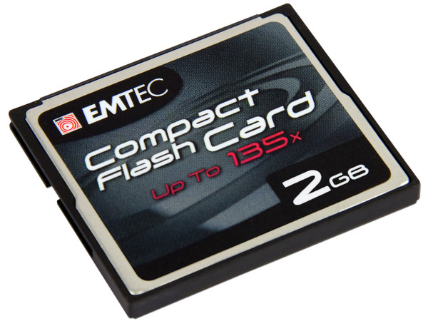 Memoria Compact Flash Emtec Professional 135x  de 2GB.