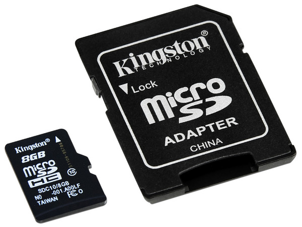 Memoria Kingston microSDHC de 8GB Clase 10, incluye adaptador SD.