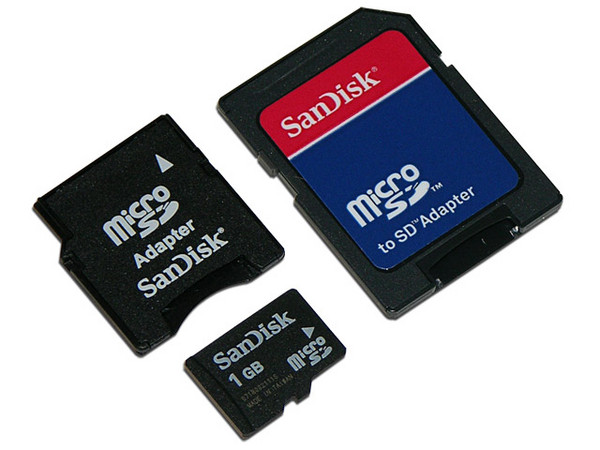 Memoria SanDisk microSD de 1GB, incluye adaptadores SD y miniSD