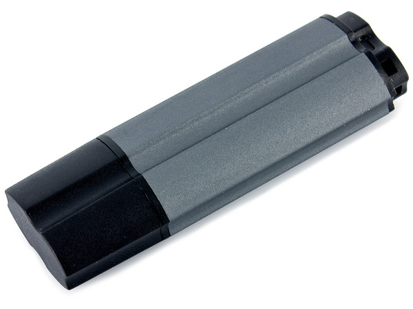 Unidad Flash USB 2.0 ADATA Superior C905 de 8GB. Color Gris 