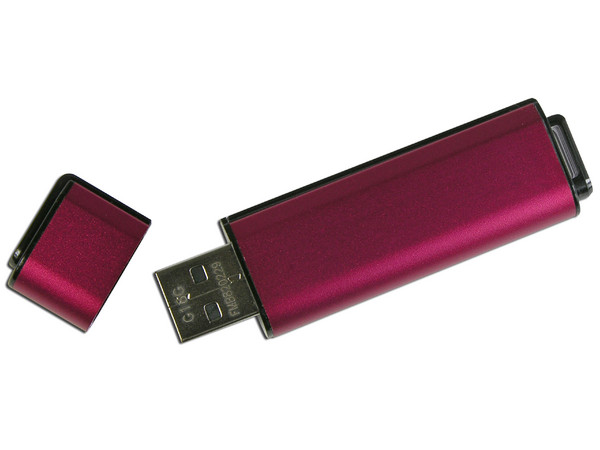 Unidad Flash USB 2.0 ADATA Sport Roja de 16GB