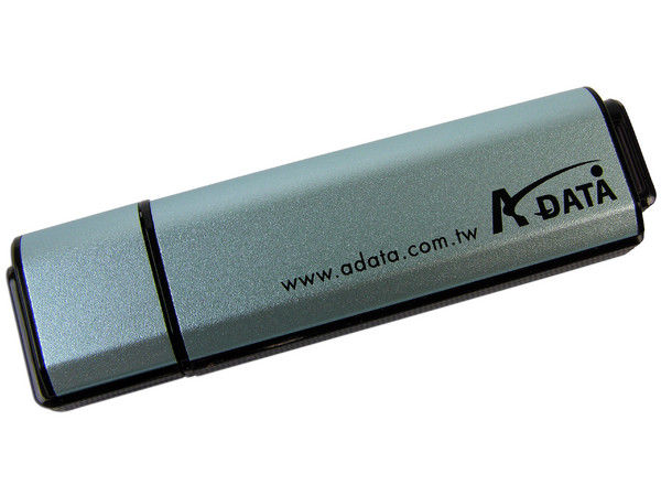 Unidad Flash USB 2.0 ADATA Sport de 16GB