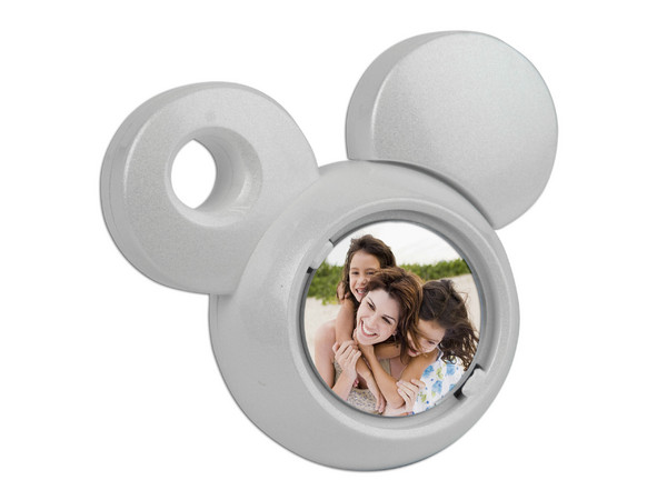 Unidad Flash USB 2.0 ADATA Disney Something Like Mickey de 4GB. Color Blanca