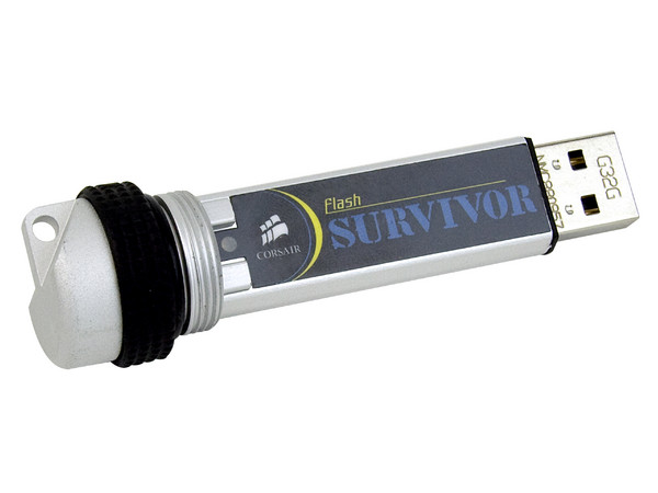 Unidad Flash USB 2.0 Corsair Survivor Ultra Resistente de 32GB