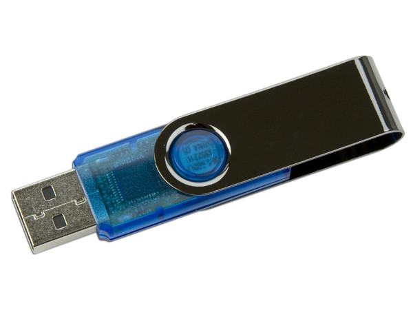 Unidad Flash USB 2.0 Kingston DataTraveler 101 de 16GB. Color Azul