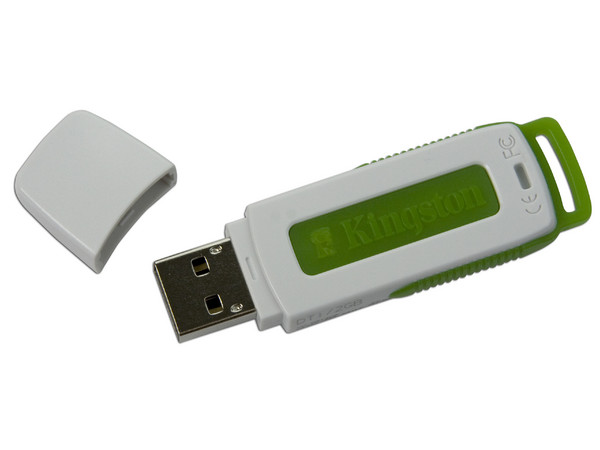 Unidad Flash USB 2.0 Kingston DataTraveler de 2 GB. Velocidad de 3/6MBps (Escribe/Lee)